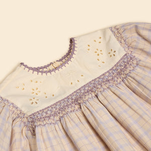 Child – Apolina